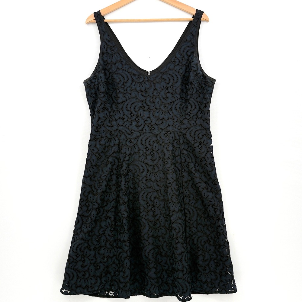 Ann Taylor LOFT Lace Fit Flare Dress Womens 14 Navy Blue Sleeveless Cocktail
